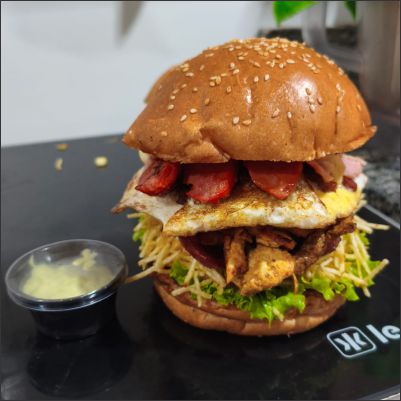 O Komilão Hamburgueria